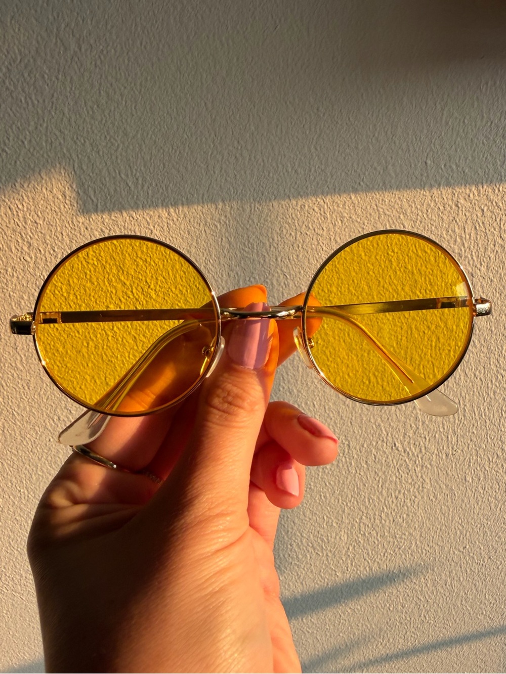Round Yellow Lens Sunglasses